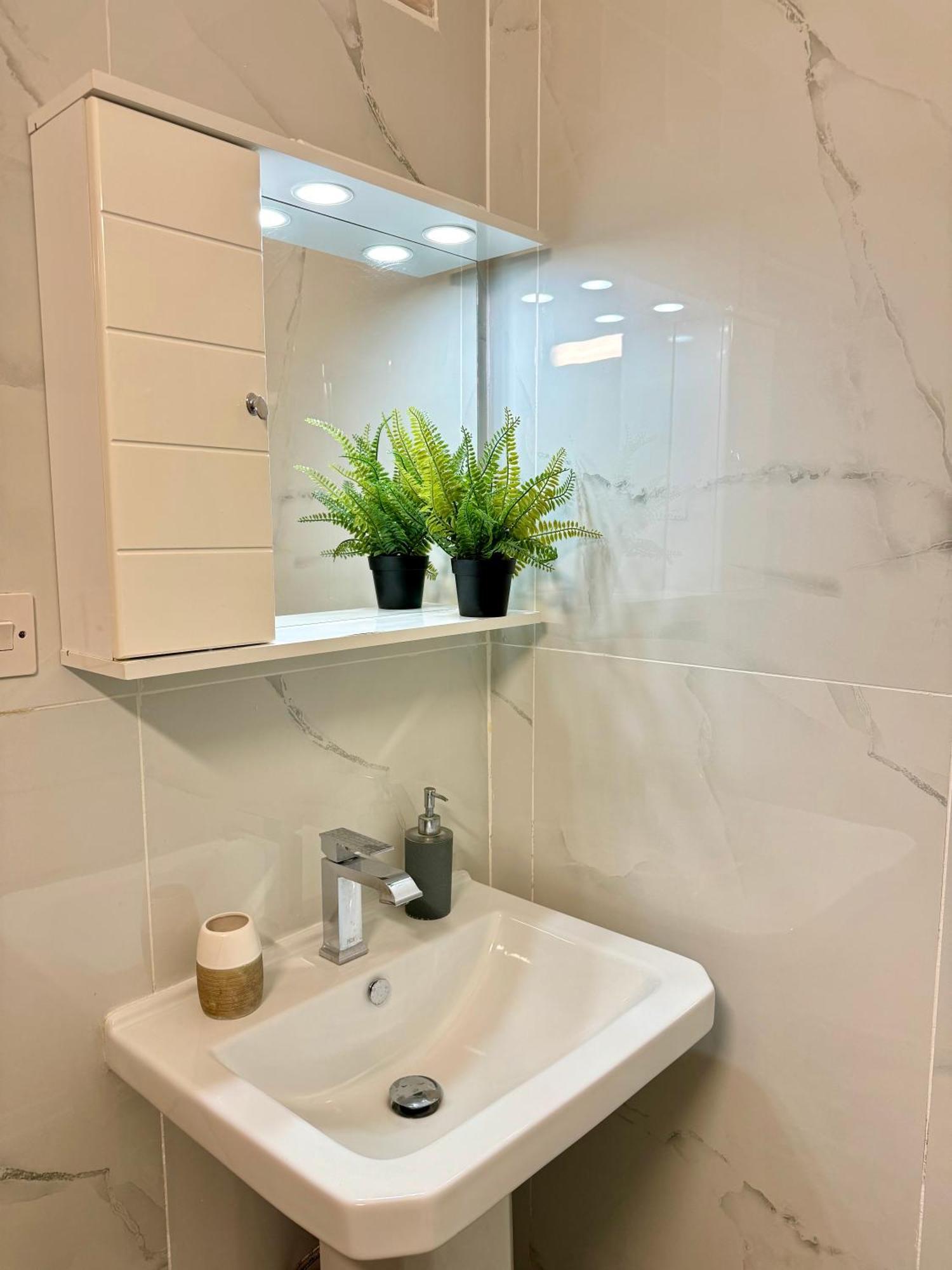 Dub House Apartman Paphos Kültér fotó